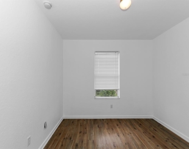 3006 Thornton Drive - Photo Thumbnail 22