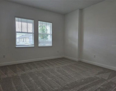 10017 Peebles Street - Photo Thumbnail 8