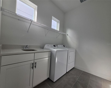 10017 Peebles Street - Photo Thumbnail 25