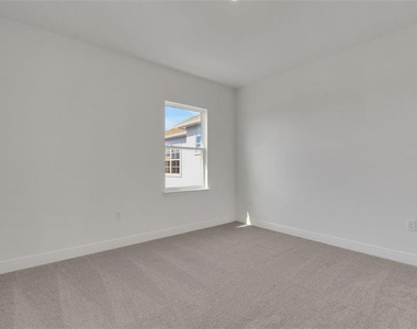 10017 Peebles Street - Photo Thumbnail 19