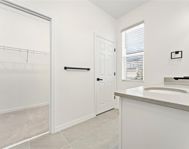 646 Duke Drive - Photo Thumbnail 18