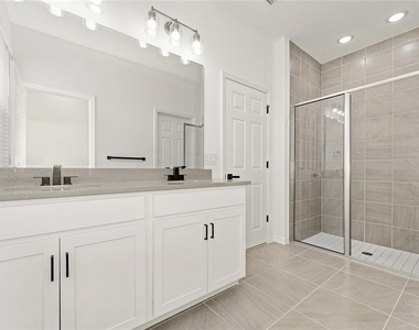 646 Duke Drive - Photo Thumbnail 17