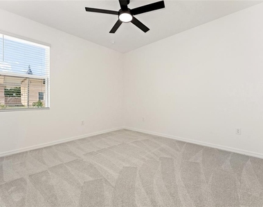 646 Duke Drive - Photo Thumbnail 23