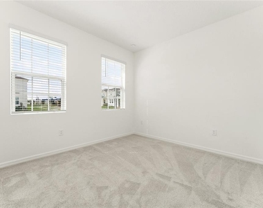646 Duke Drive - Photo Thumbnail 19