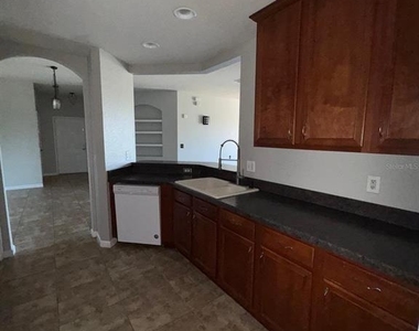 3351 Whitestone Circle - Photo Thumbnail 8