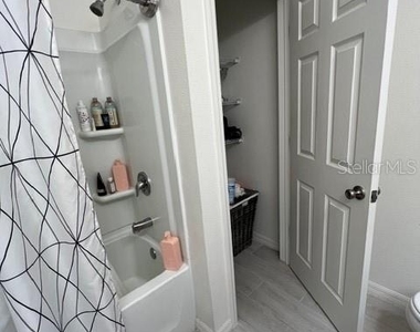 16332 Winding Preserve Circle - Photo Thumbnail 6