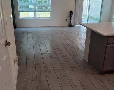16332 Winding Preserve Circle - Photo Thumbnail 2