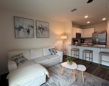 1241 Balsam Drive - Photo Thumbnail 11