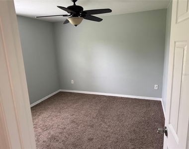 812 Hamster Place - Photo Thumbnail 20