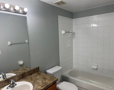 812 Hamster Place - Photo Thumbnail 14