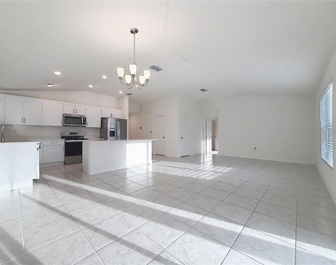 223 Summerlin Loop - Photo Thumbnail 6