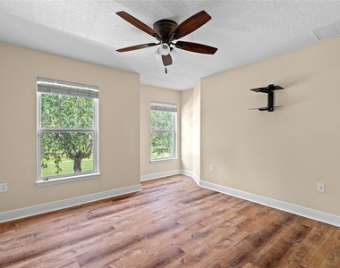 3353 Schoolhouse Rd - Photo Thumbnail 26