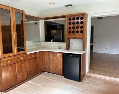 8531 Tulip Court - Photo Thumbnail 7