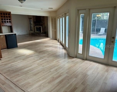 8531 Tulip Court - Photo Thumbnail 6