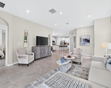 4712 Nw 39th Street Road - Photo Thumbnail 12