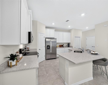 4712 Nw 39th Street Road - Photo Thumbnail 20