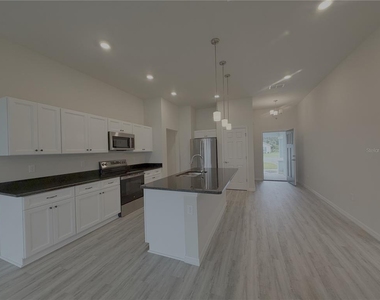 384 Marion Oaks Manor - Photo Thumbnail 7