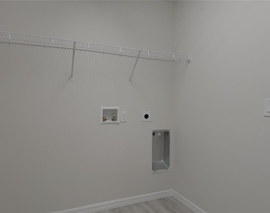 384 Marion Oaks Manor - Photo Thumbnail 37