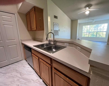 13025 Mulberry Park Drive - Photo Thumbnail 2