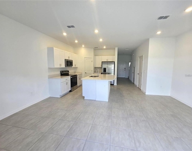 3576 Mayfair St, - Photo Thumbnail 4
