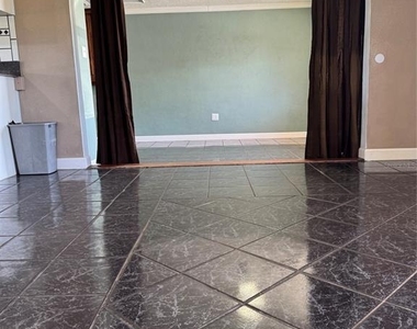 5821 90th Avenue N - Photo Thumbnail 11