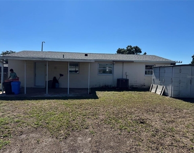 5821 90th Avenue N - Photo Thumbnail 17
