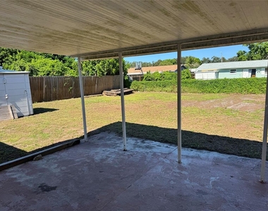 5821 90th Avenue N - Photo Thumbnail 14