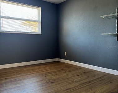 5821 90th Avenue N - Photo Thumbnail 8