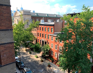 80 Cranberry Street - Photo Thumbnail 11