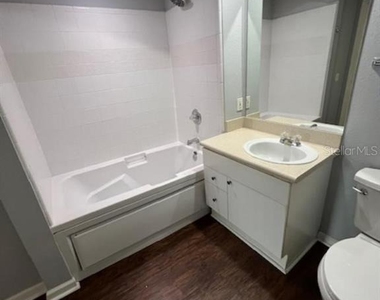 322 E Central Boulevard - Photo Thumbnail 22