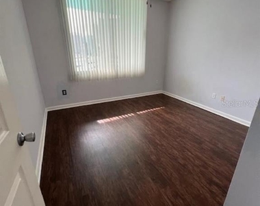 322 E Central Boulevard - Photo Thumbnail 19