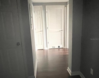322 E Central Boulevard - Photo Thumbnail 17