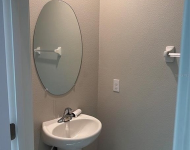 15713 Fort Island Place - Photo Thumbnail 2