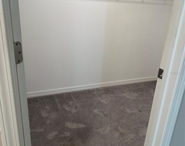15713 Fort Island Place - Photo Thumbnail 15