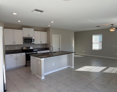 15713 Fort Island Place - Photo Thumbnail 9