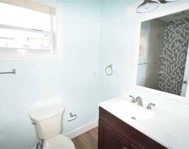 2212 Hoffner Avenue - Photo Thumbnail 17