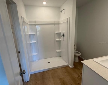 575 Artemis Street - Photo Thumbnail 13