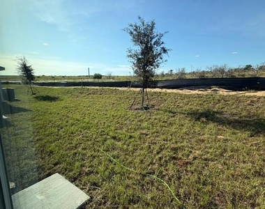 575 Artemis Street - Photo Thumbnail 17