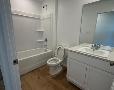 575 Artemis Street - Photo Thumbnail 12