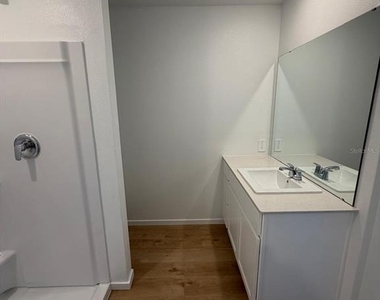 575 Artemis Street - Photo Thumbnail 15