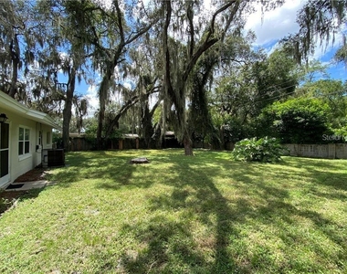 304 Satsuma Drive - Photo Thumbnail 16