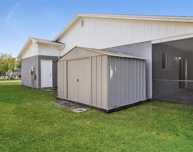 575 Koala Drive - Photo Thumbnail 14