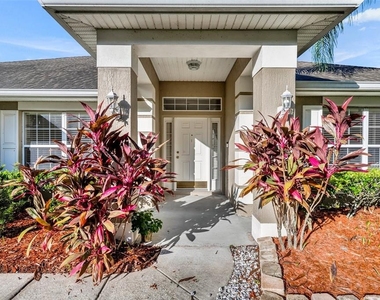 524 Hearthglen Boulevard - Photo Thumbnail 1