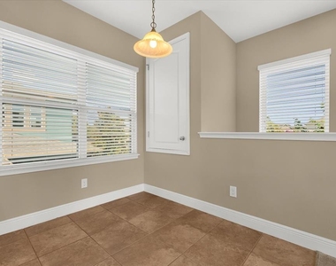 13779 Sachs Avenue - Photo Thumbnail 5