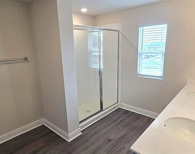 1128 Sugarwood Street - Photo Thumbnail 27