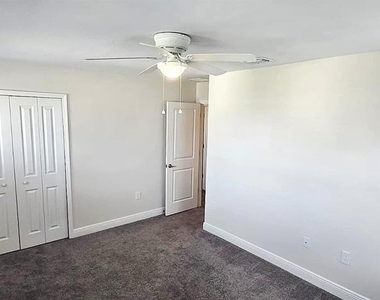 1128 Sugarwood Street - Photo Thumbnail 22