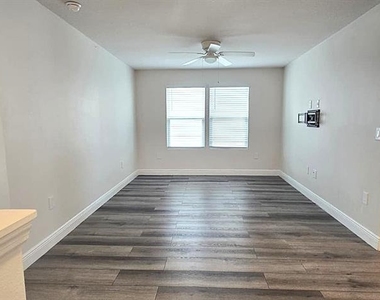 1128 Sugarwood Street - Photo Thumbnail 16