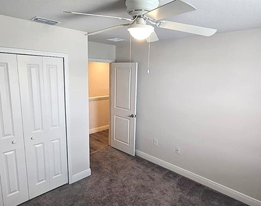 1128 Sugarwood Street - Photo Thumbnail 18