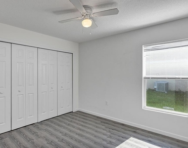 1252 Giralda Circle Nw - Photo Thumbnail 9
