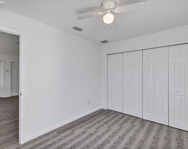 1252 Giralda Circle Nw - Photo Thumbnail 12